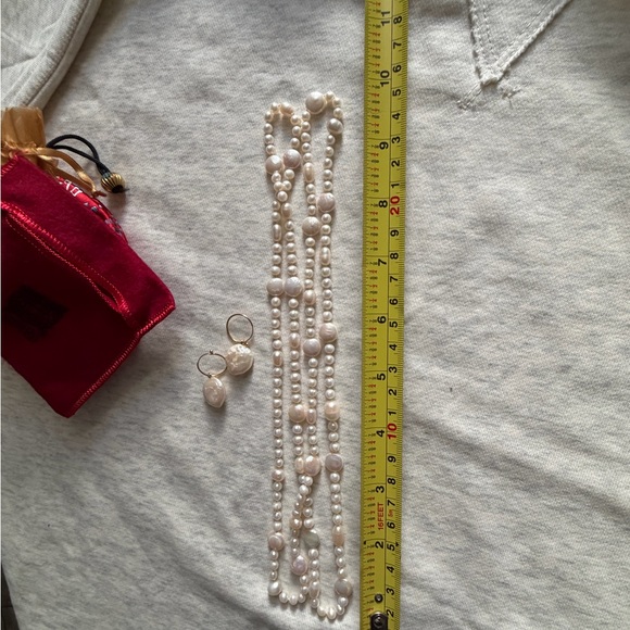 GABRIELLE SANCHEZ LARGE 14K BIWA COIN EARRINGS & 40” PEARL NECKLACE